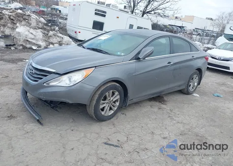 2013 Hyundai Sonata Gls z USA, uszkodzony, nr VIN 5NPEB4AC6DH772043